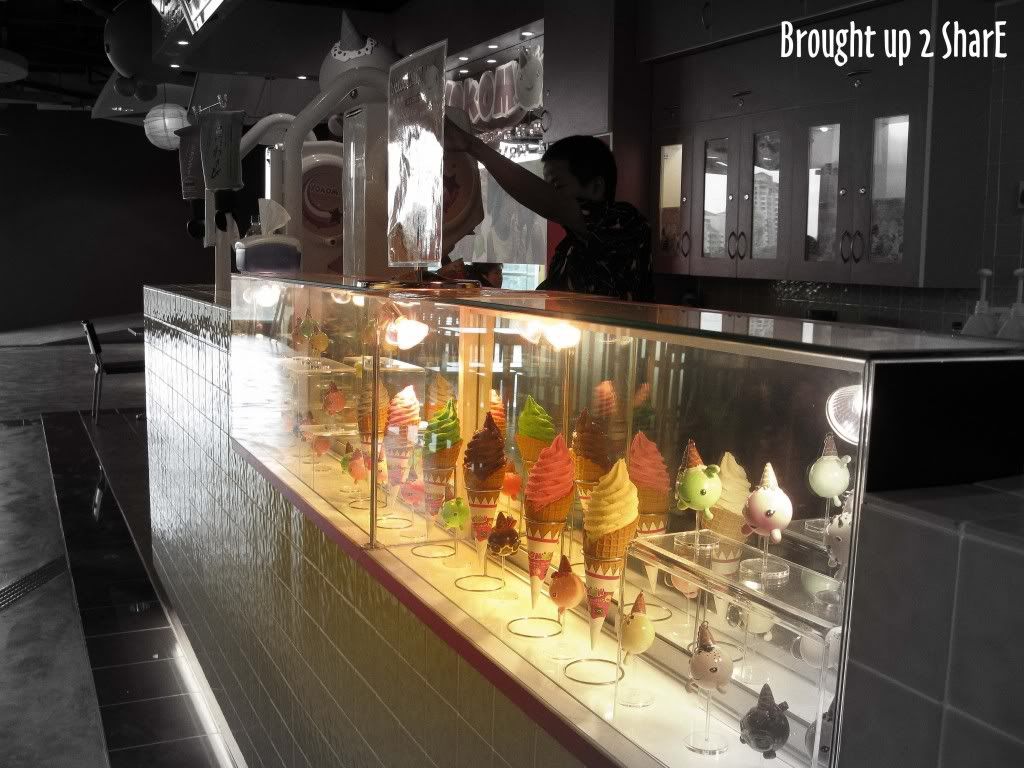 Asian Avenue Snacks & Desserts Sunway Pyramid Brought Up 2 Share